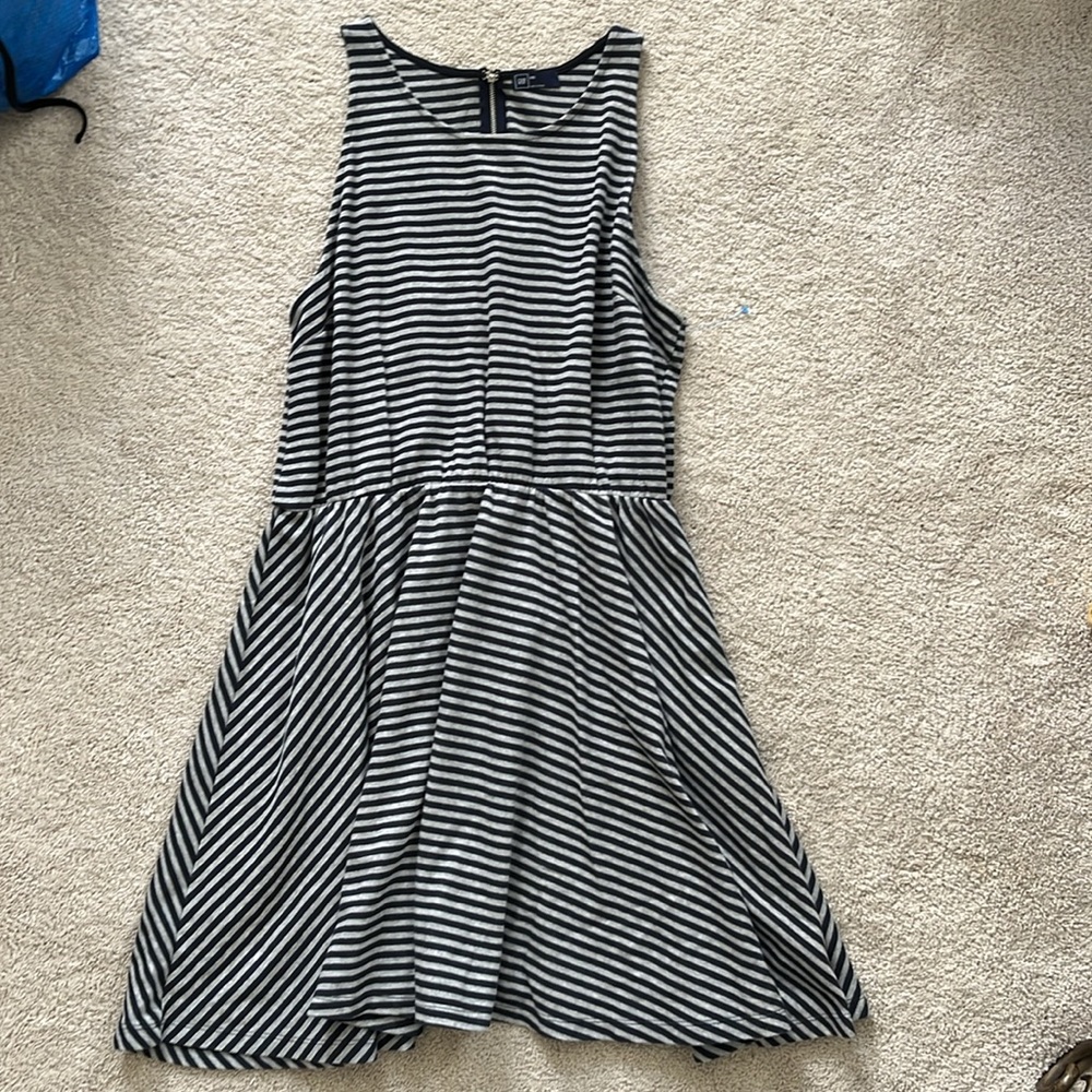 XXL GAP Navy and Gray Striped Top
